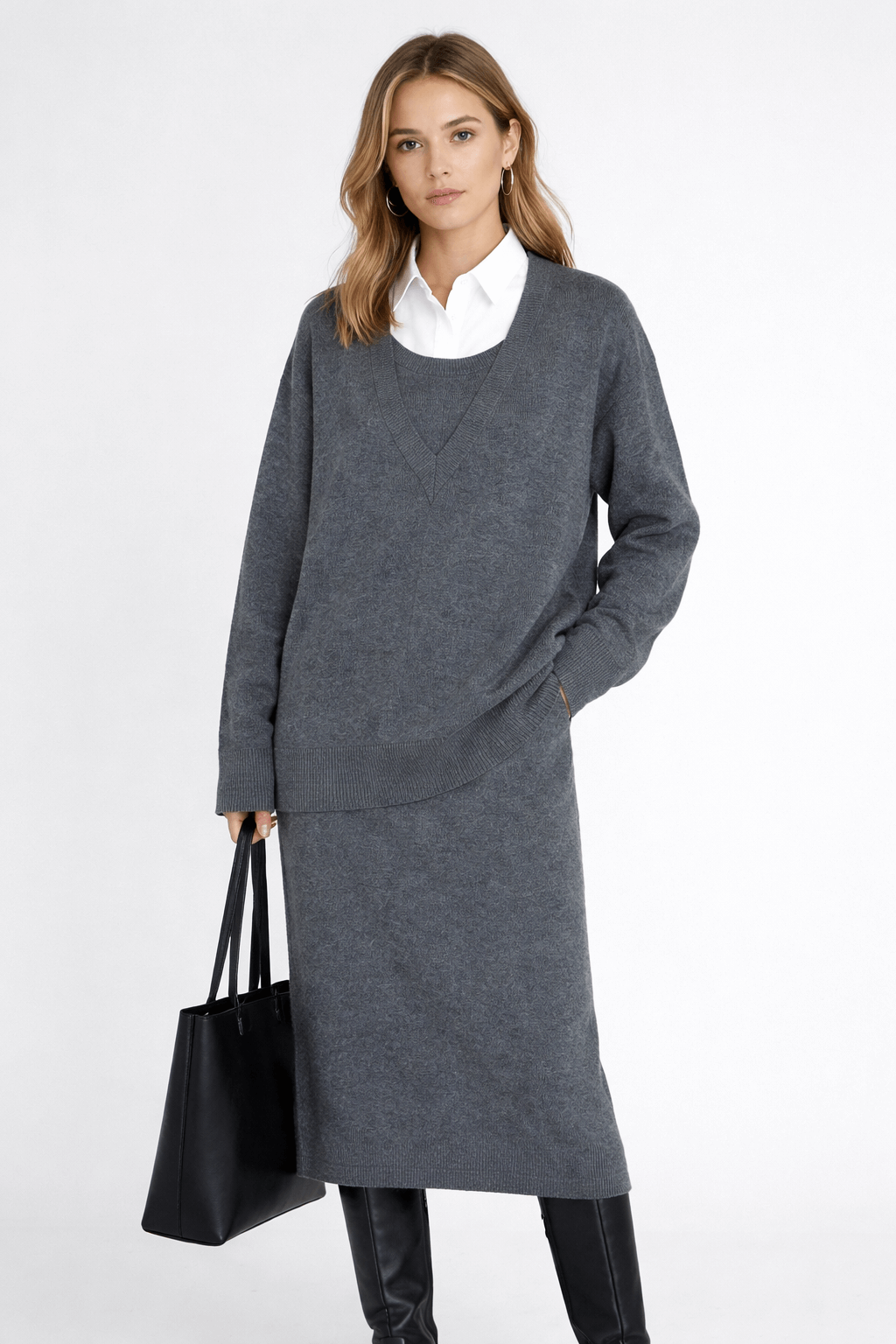 Deep V-neck loose pullover knitted shirt