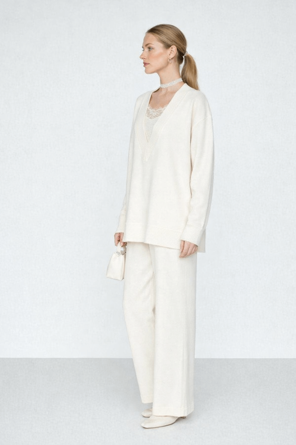 Deep V-neck loose pullover knitted shirt