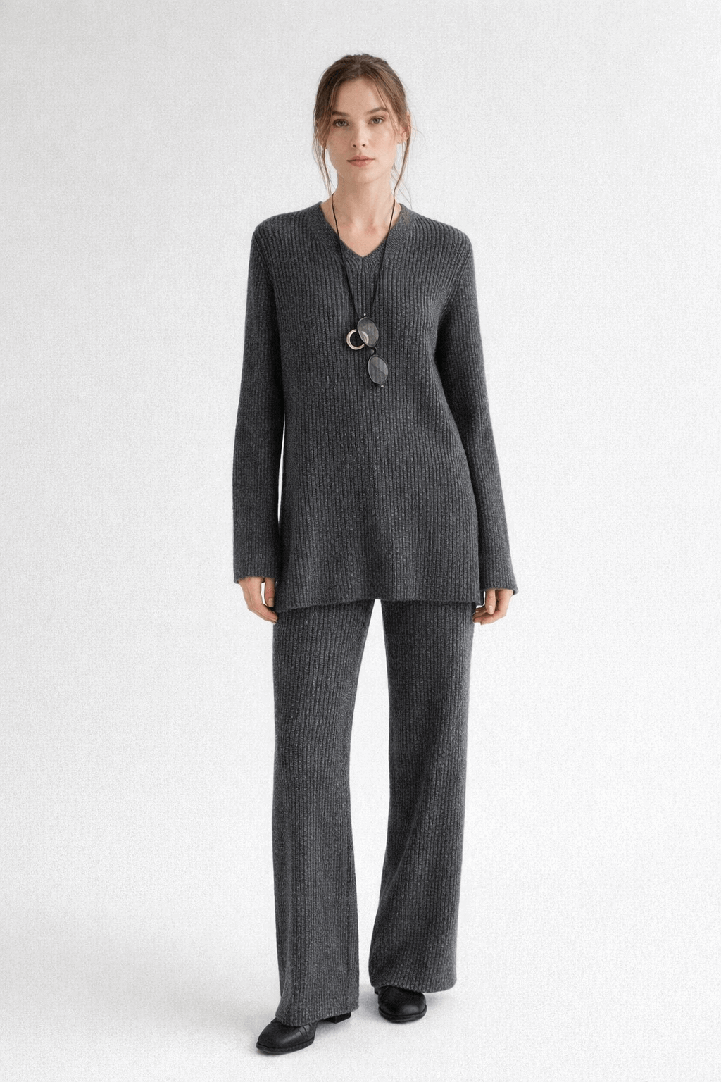 Vertical slit knitted micro flare pants