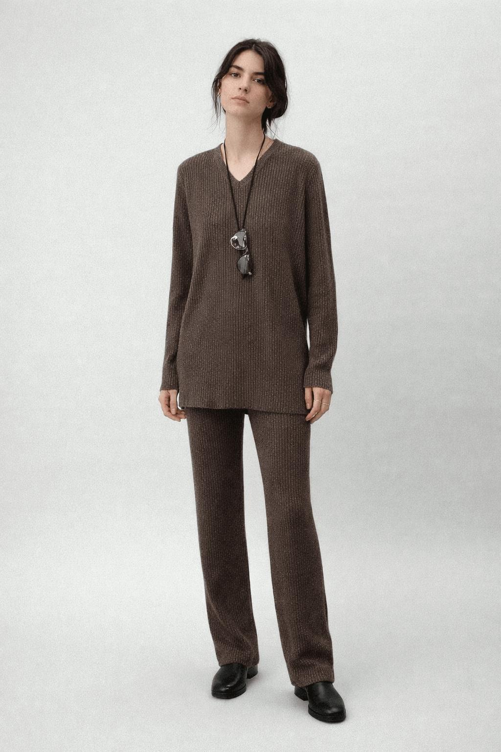 Merino wool  V-neck  knitted top