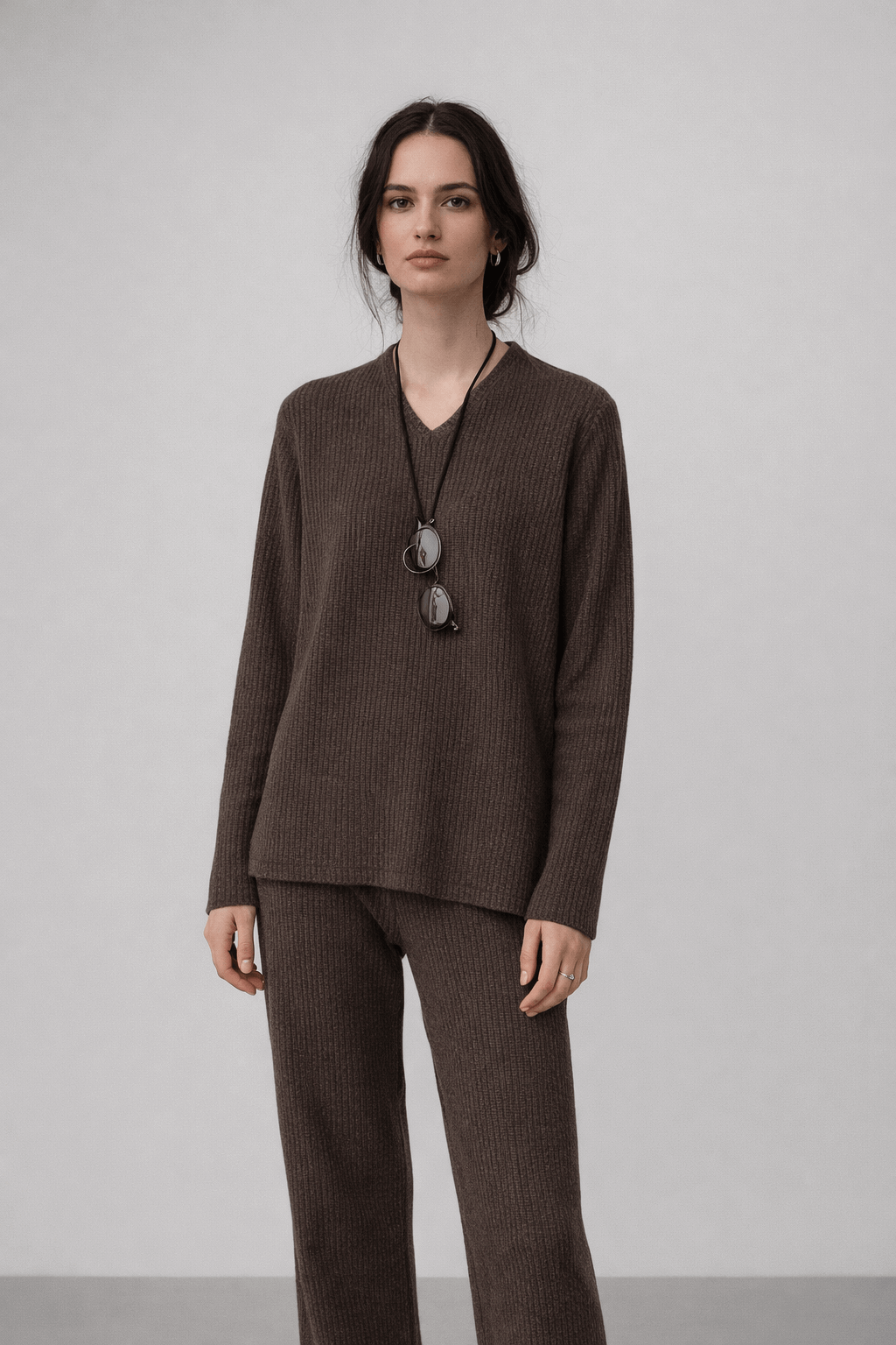 Merino wool  V-neck  knitted top