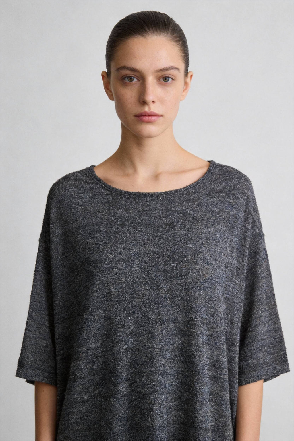 Loose U-neck short-sleeved knitted top