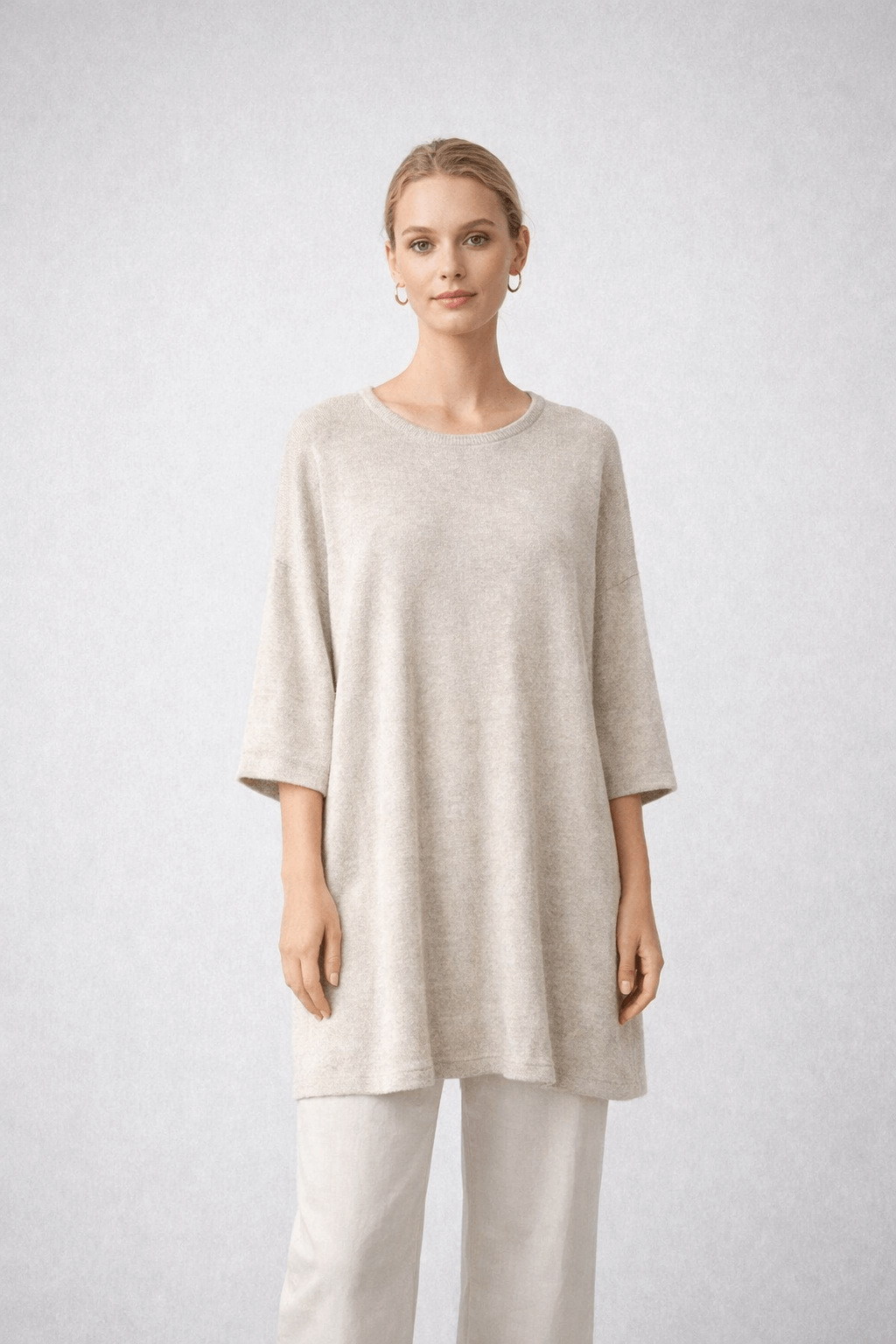Loose U-neck short-sleeved knitted top
