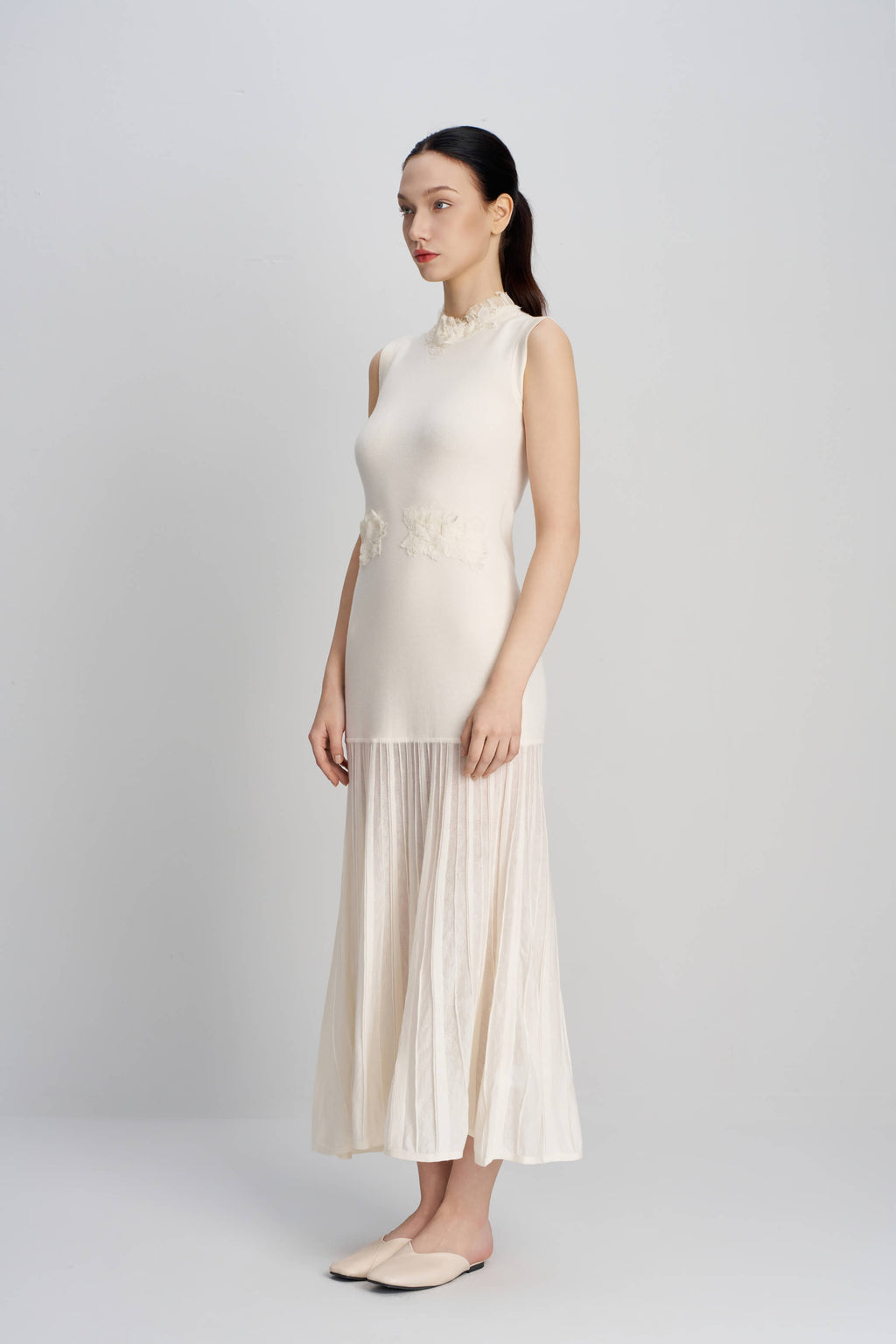 New standing collar sleeveless patchwork knitted pleated long skirt