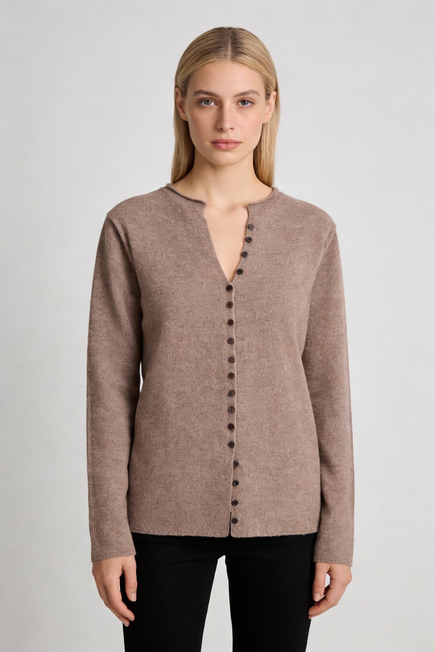 V-neck half-open knitted cardigan