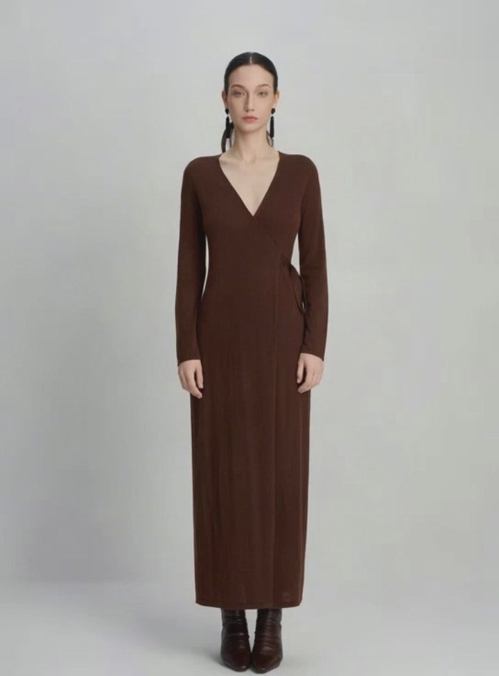 V-neck wrap waist long sleeved knitted dress
